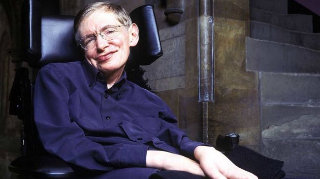 ผู้เล่น EVE Online แสดงความเคารพในการจากไปของ Stephen Hawking ผ่านตัวเกม !!